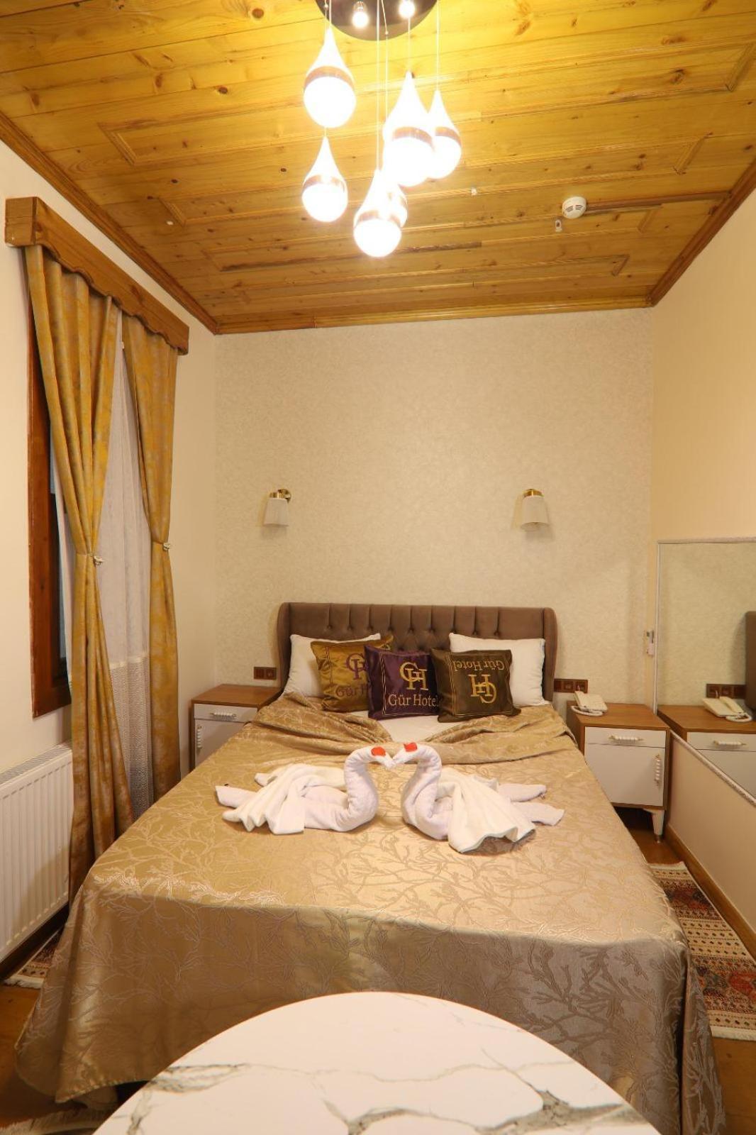 Guer Royal Suit Aparts Istanbul Exterior photo