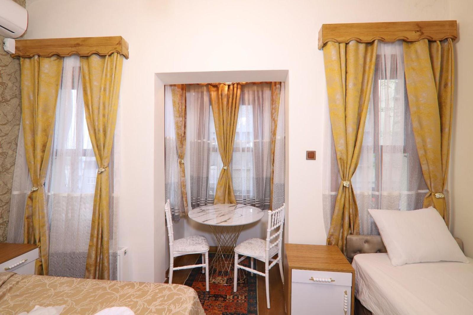 Guer Royal Suit Aparts Istanbul Exterior photo
