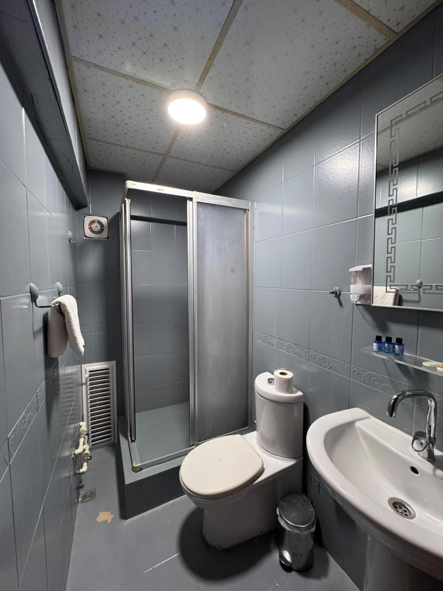Guer Royal Suit Aparts Istanbul Exterior photo