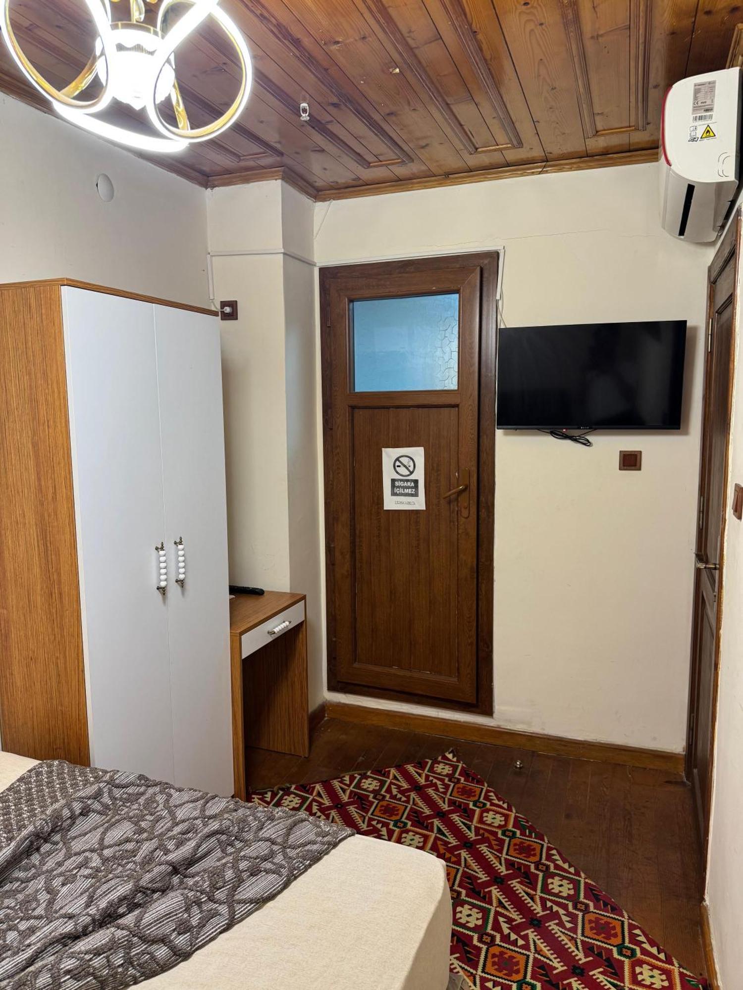 Guer Royal Suit Aparts Istanbul Exterior photo