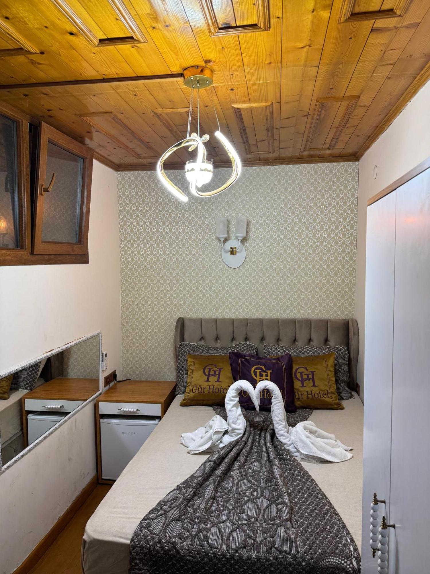 Guer Royal Suit Aparts Istanbul Exterior photo