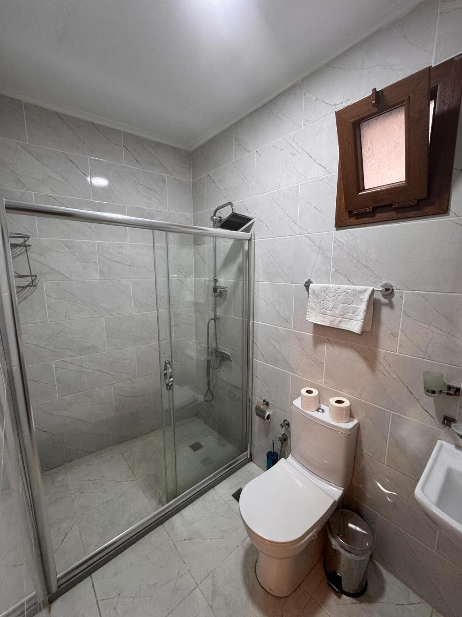 Guer Royal Suit Aparts Istanbul Exterior photo